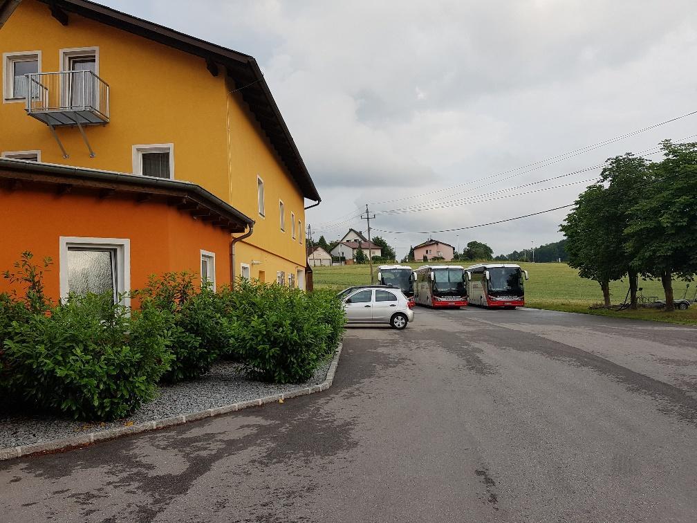 Hotel Kreuzwirt Engerwitzdorf Bagian luar foto